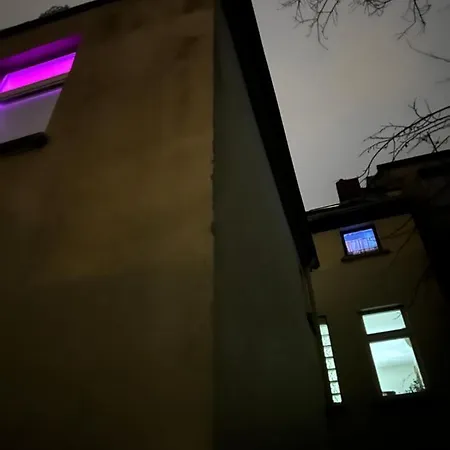 Apartment Private Schlafzimmer Mit Wc Dusche *