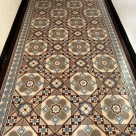 Private Schlafzimmer Mit Wc Dusche *